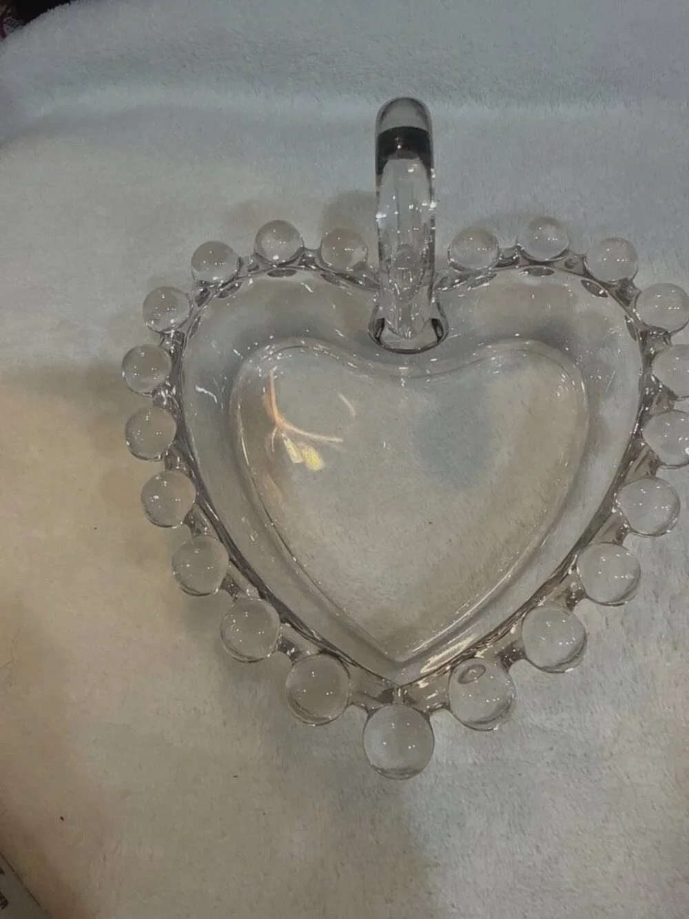 vintage Imperial Glass Candlewick heart-shaped handled bowl